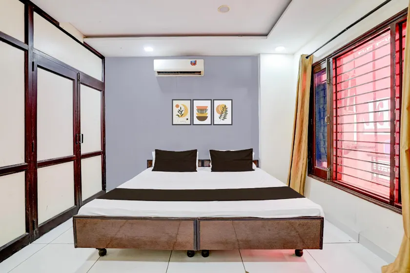 SPOT ON Fresh Stay Hotel - Image 1