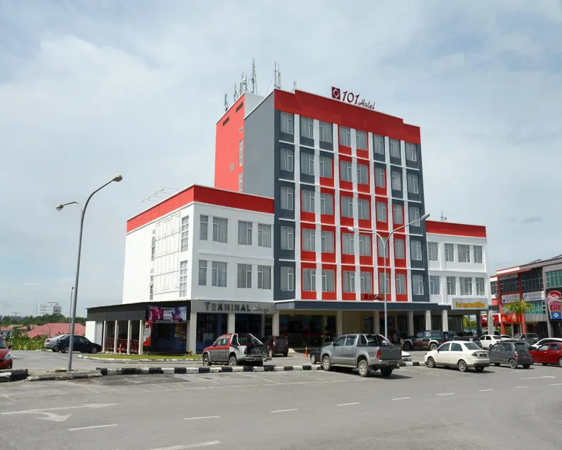 101 Hotel Bintulu - Image 1