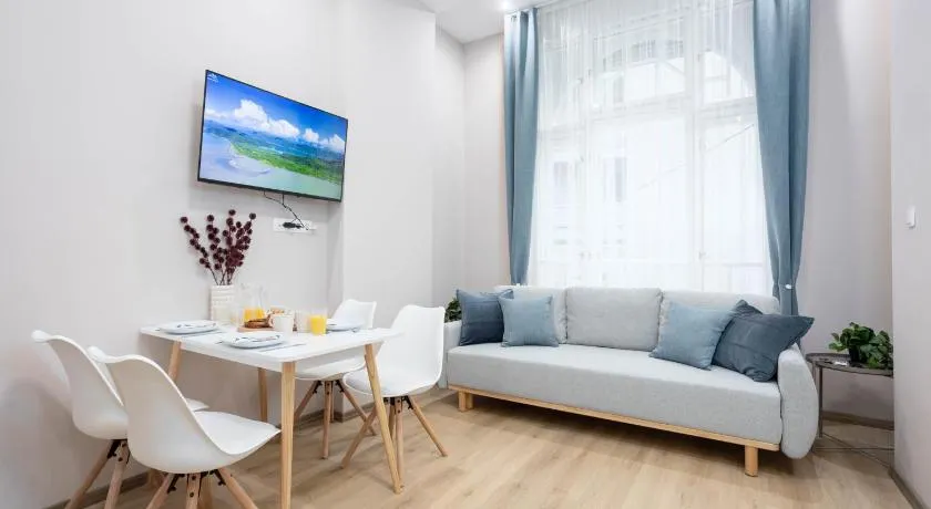 GoodWind Apartments - Image 1