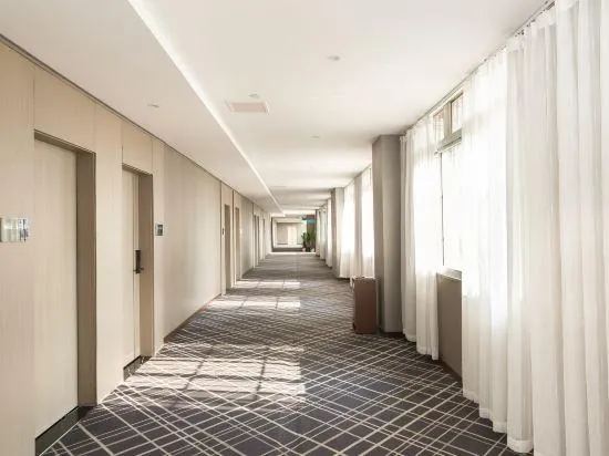 Huijin Business Hotel - Image 1