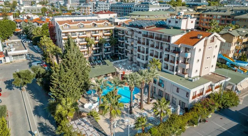 Sun Beach Park Hotel - Image 1