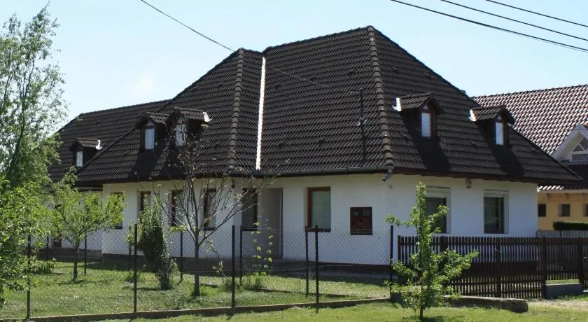 Családfa Vendégház - Image 1