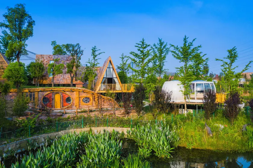 Nantong Sendi Tribe Treehouse - Image 1