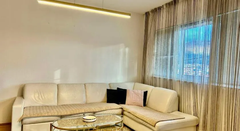 Apartmani Andrić - Stylish & Peaceful Apartment with Free Parking - 10 min Walk to Old Town - Image 1