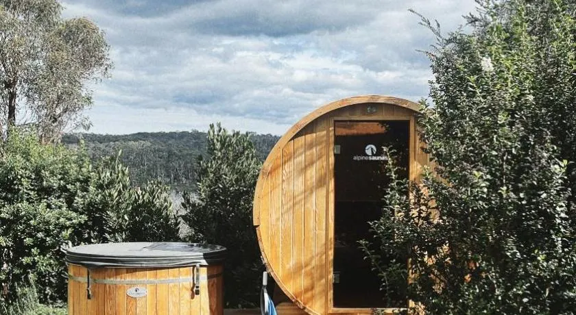 Nunyara - Sauna, Hot & Cold Outdoor Bath, Artisanal Coffee - Image 1