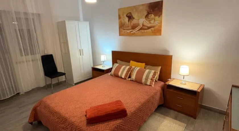 Quarto Espaçoso - Image 1