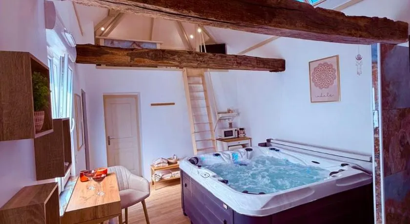 La Mezzanine - Chambre avec Spa - Image 1