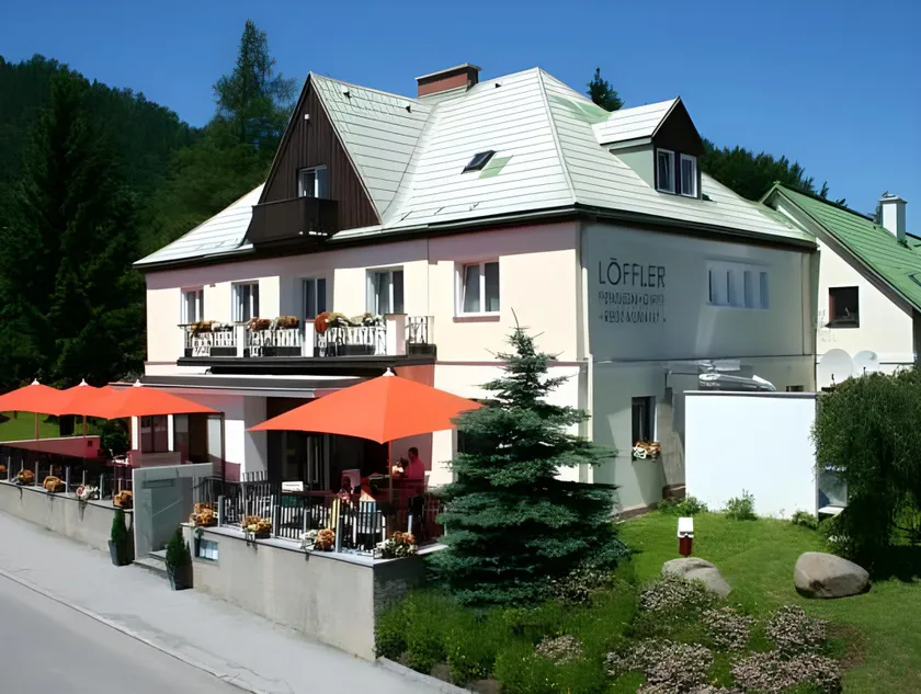 Der Löffler 3ˢ Superior-Hotel am Semmering - Image 1
