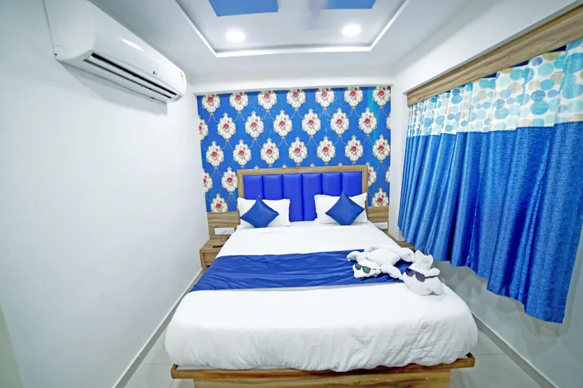 Hotel Surya Inn - Image 1
