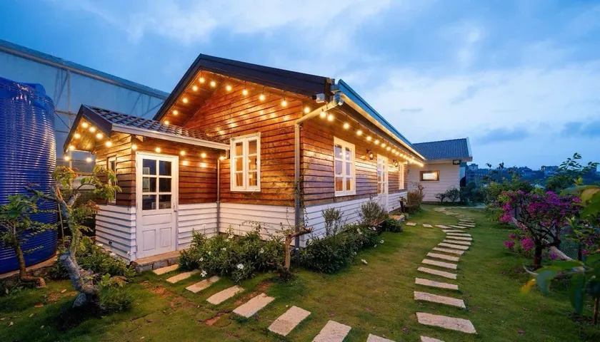 Manline Houses - Image 1