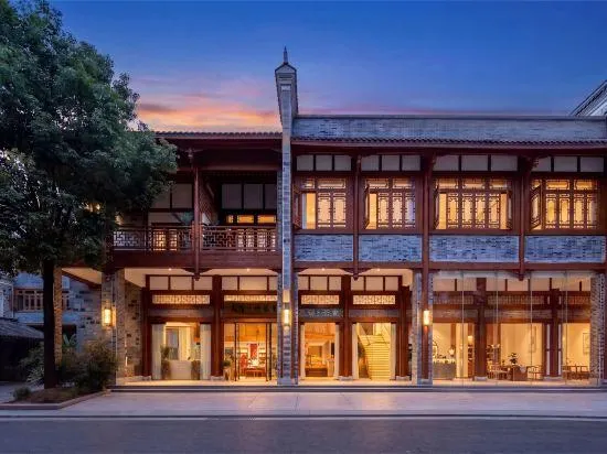 Chongzhou Yuetengxi Homestay (Wanda Plaza Yanhuachi) - Image 1