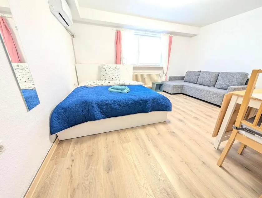 Apartment in Walldorf + kitchen + AC - Image 1