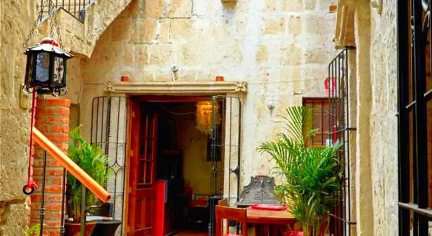 Bubamara Hostel - Image 1