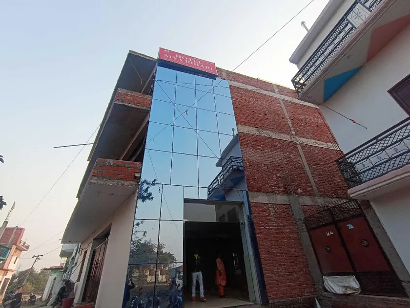 Hotel O Home HOTEL SIYA BIHARI Homestay - Image 1