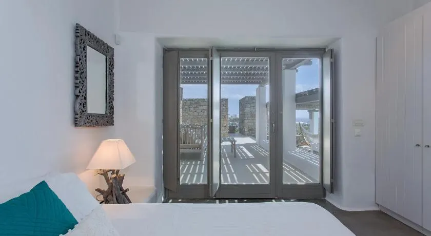 Casa di Luna House Main - Image 1