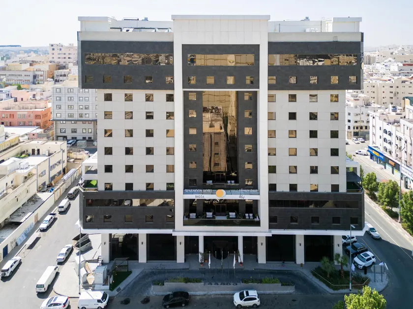 Landmark Darkm - Image 1