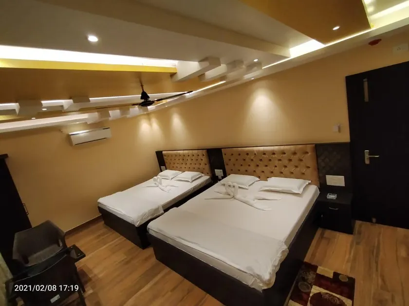 Hotel Sweet Villa Puri - Image 1