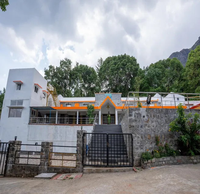 Raja Garden Hills View - Image 1