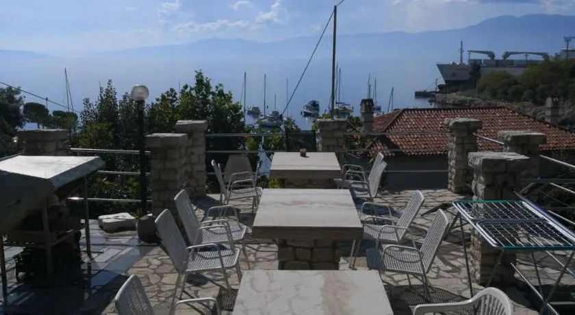 Comfort Kostrena Apartments Rijeka - Image 1