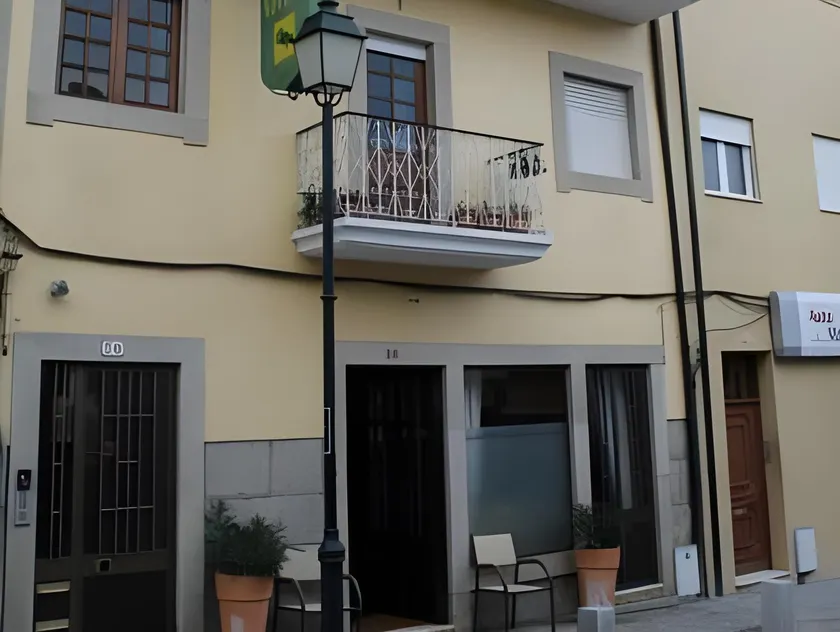 Ester Guest House - Image 1