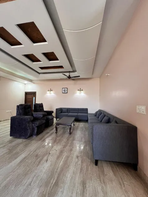 R Villa - Image 1