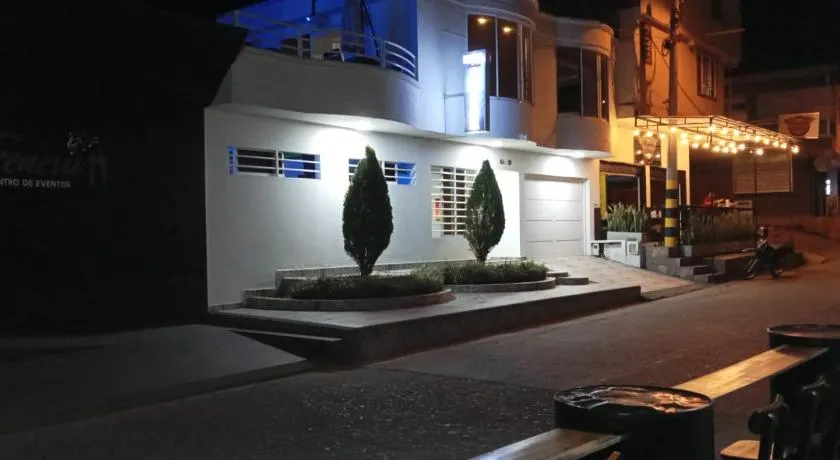 Boutique CasaBlanca - Image 1
