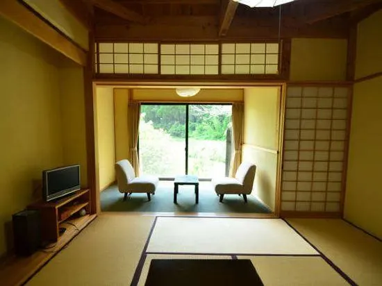 Hirayama Onsen Ryokan Kadoya - Image 1