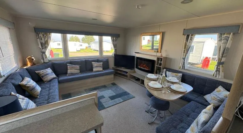 Meadowside Caravan Hire Haven Kent Coast - Image 1