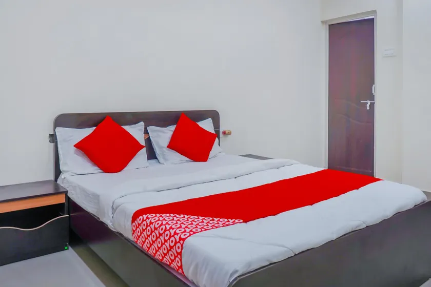 OYO Flagship 81660 Hotel Sunrise - Image 1