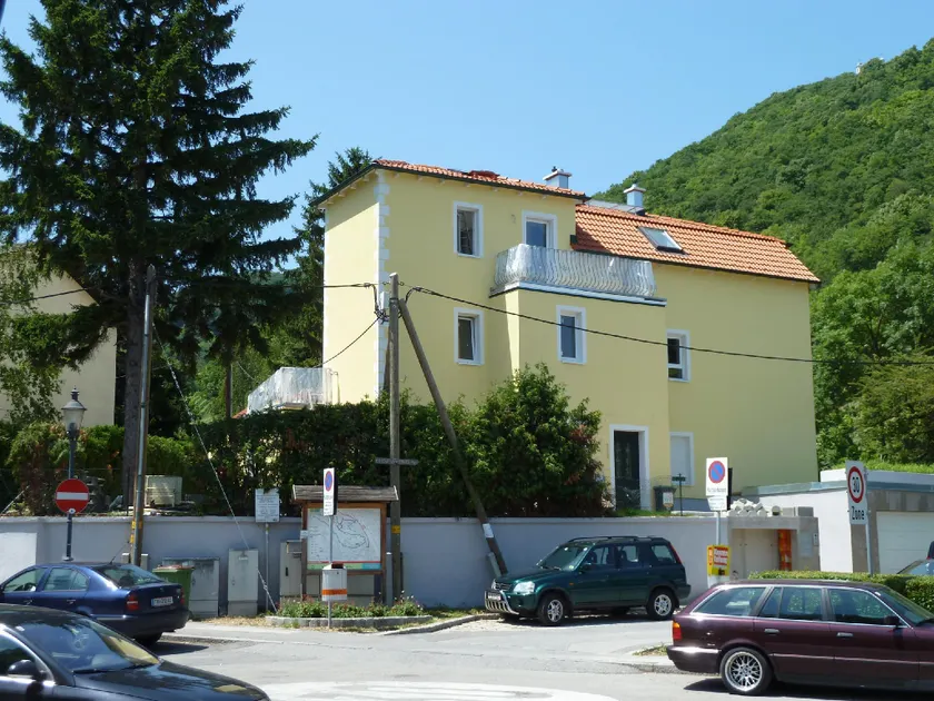 Superior Apartment Vindobona  Penthouse Wohnung mit Blick auf Weinberge und Donau  gute Anbindung - Image 1
