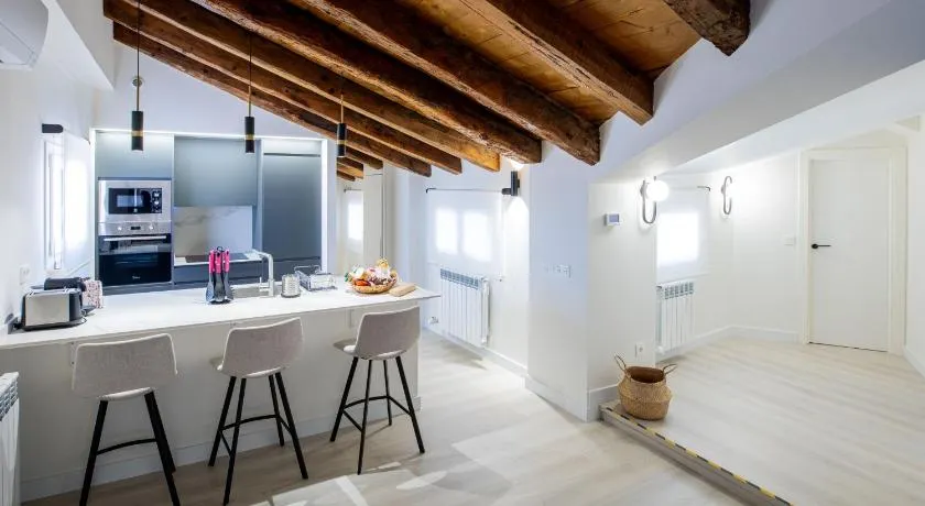 Apartamentos Hartzenbusch - Image 1