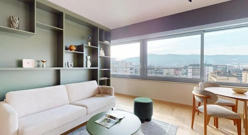 Alto-Tower Residence - Self Check In - Image 1