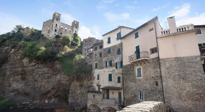 La stanza segreta con spa privata - Image 1