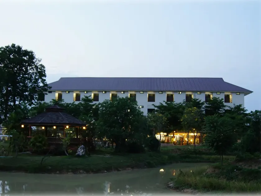 Cabbages & Condoms Hotel Ratchaburi - Image 1