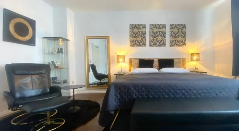 Private Apartment - Image 1