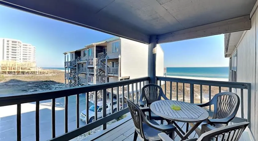 Delightful Gulf Front Condo i Perdido Key ~ Privat Balkon ~ Direkte på stranden! - Image 1