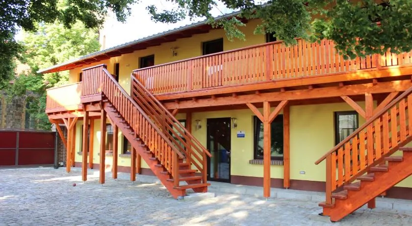 L&L Skaters Home - Image 1