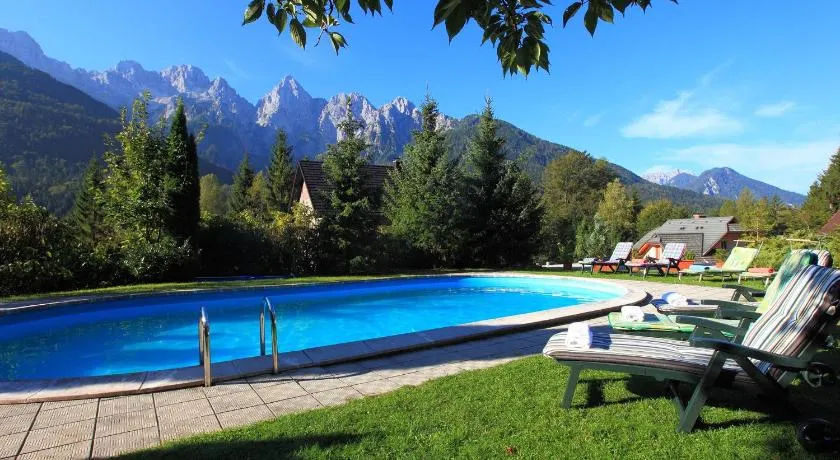 Vila Edelweiss Rooms&App Kranjska Gora - Image 1