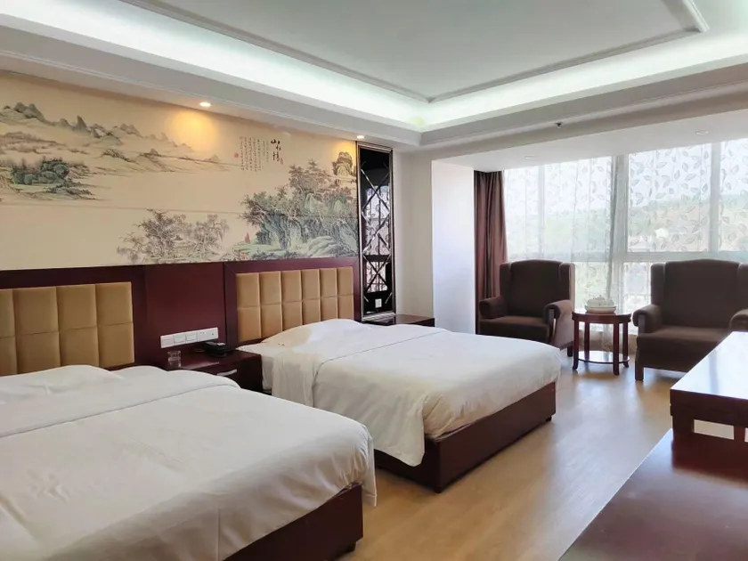 Home Inn - Huayi Hotel - Baoji Qianyangnanguan Road - Image 1