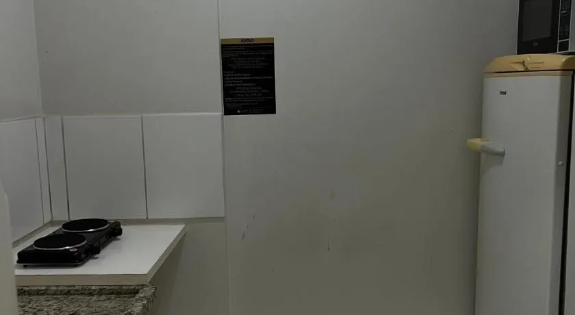 Flat com Piscinas Termais e Área de Lazer Completa - Image 1