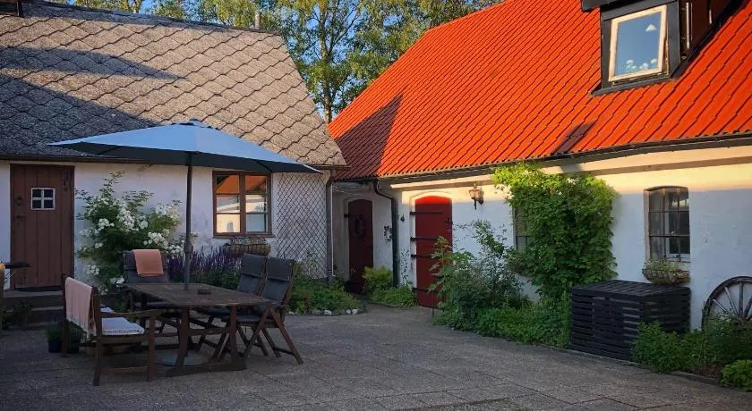 Karlsborg Rum och Frukost - Image 1