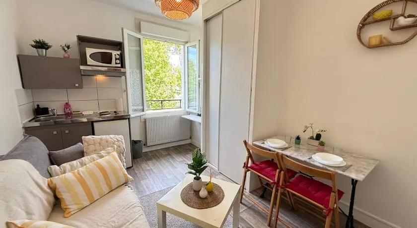 Studio cosy parking - Image 1