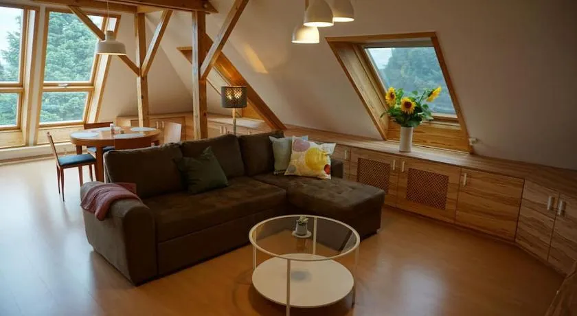 Apartment mit Ausblick im Dresdner Südwesten - Image 1