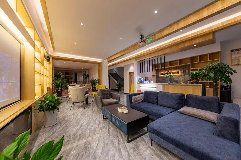 Xijian Liangshe Vacation Guesthouse - Image 1