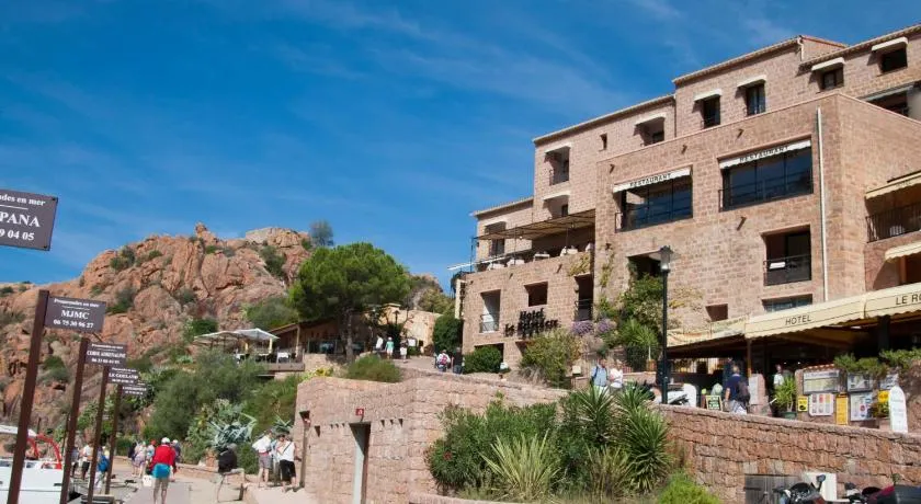 Hôtel & Restaurant Le Belvédère - Image 1