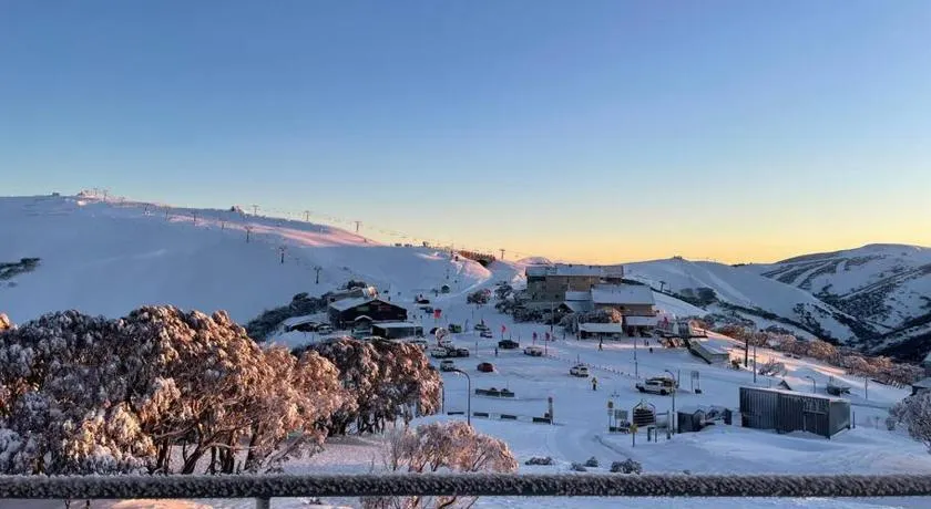 Chalet Hotham 11 - MHA - Image 1