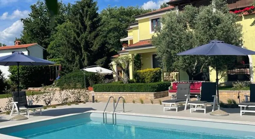 Apartments Šterna - Image 1