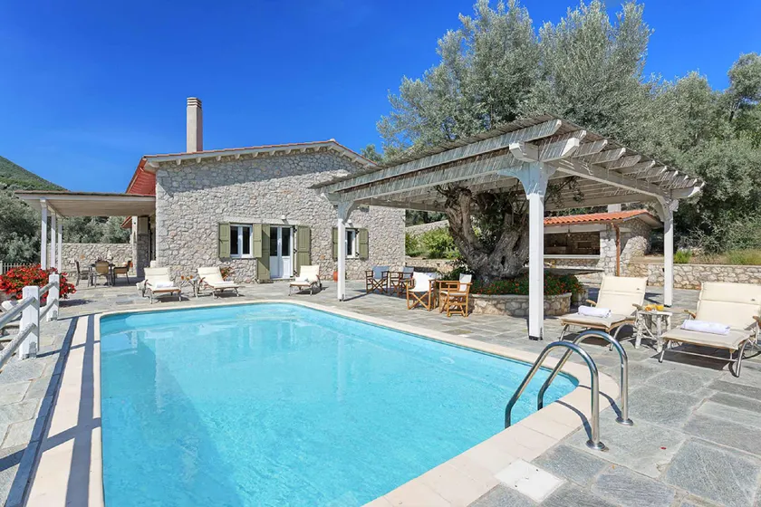 Villa Ledaki - Image 1