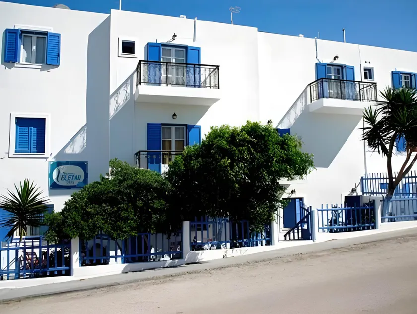 Veletas Rooms - Image 1