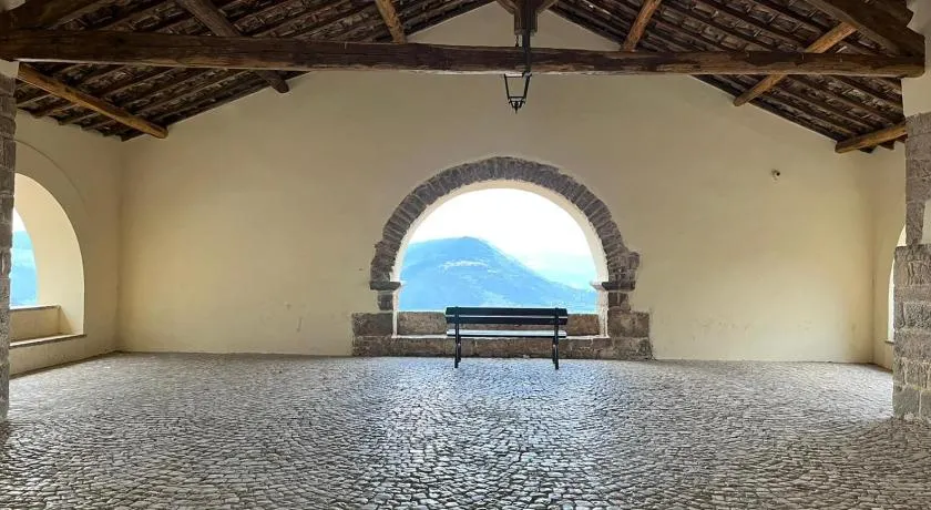 Dai Dico La pace nel borgo - Image 1